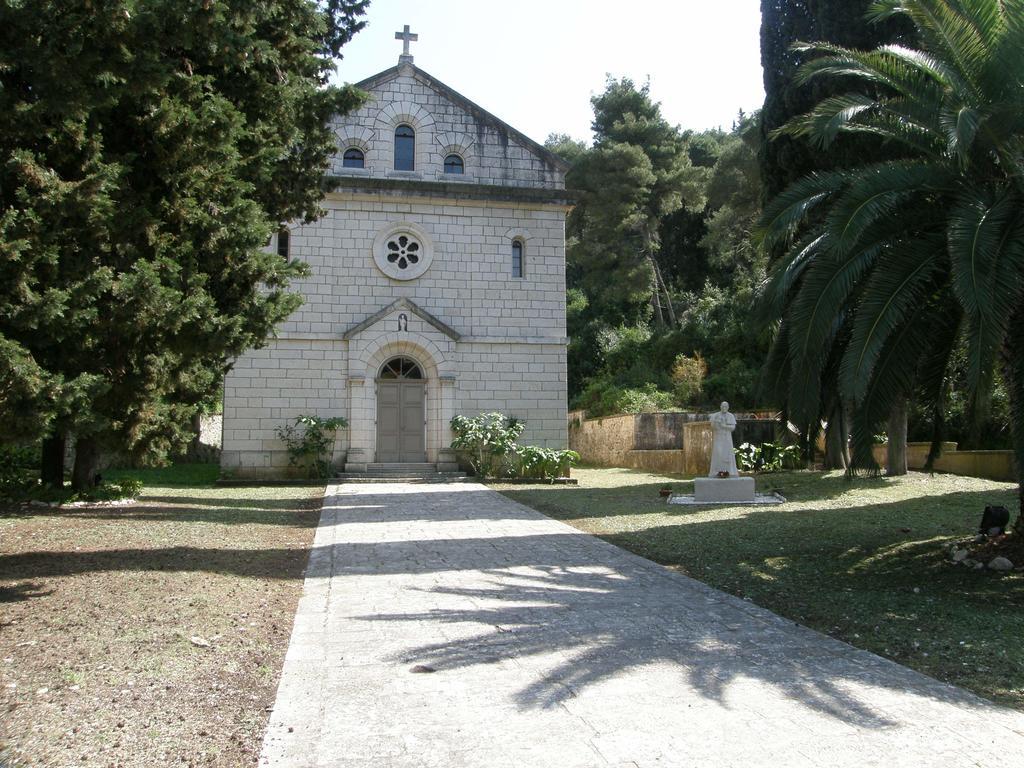 Domenica Apartments Račišće Buitenkant foto