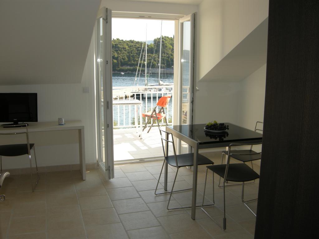 Domenica Apartments Račišće Kamer foto