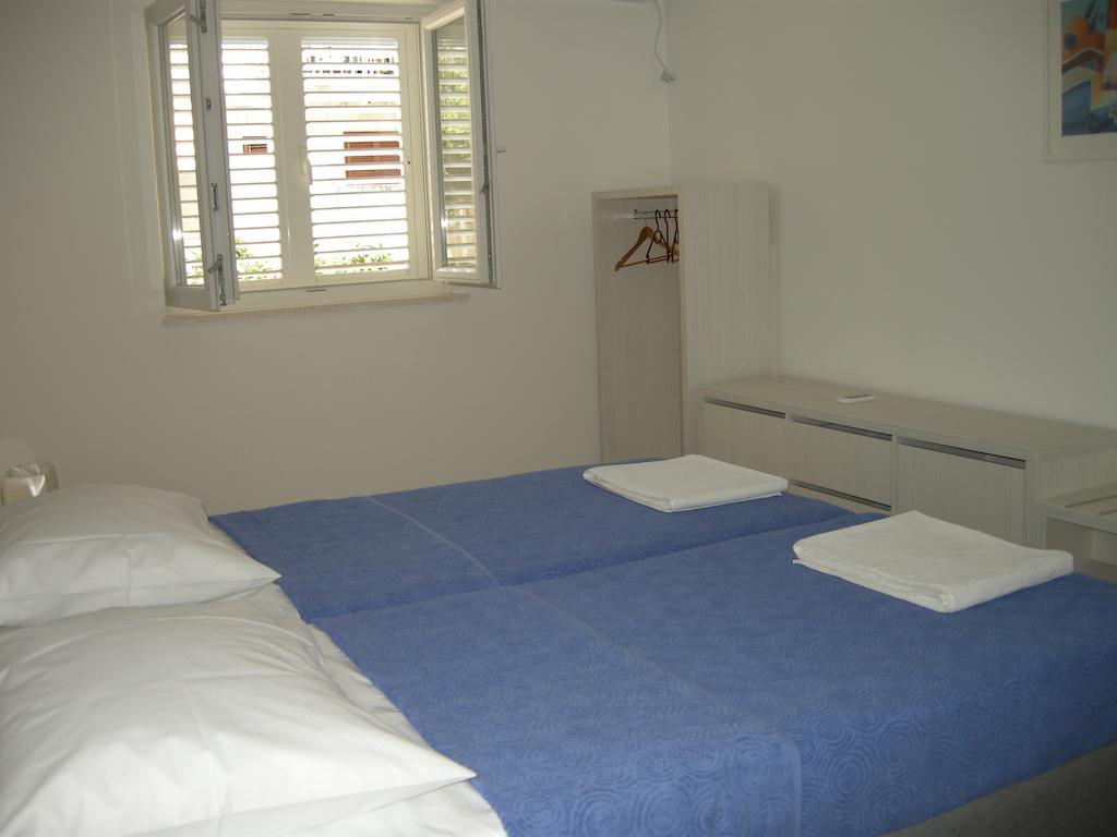 Domenica Apartments Račišće Kamer foto